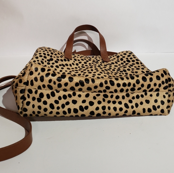 NEW Madewell small transport zip top spotted calf hair crossbody - Picture 4 of 14
